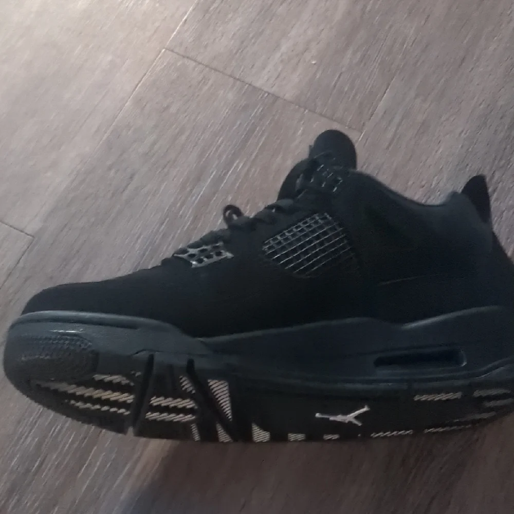 Jordan Black Sneakers with Breathable Mesh and Air Cushion - Picture 1 of 2